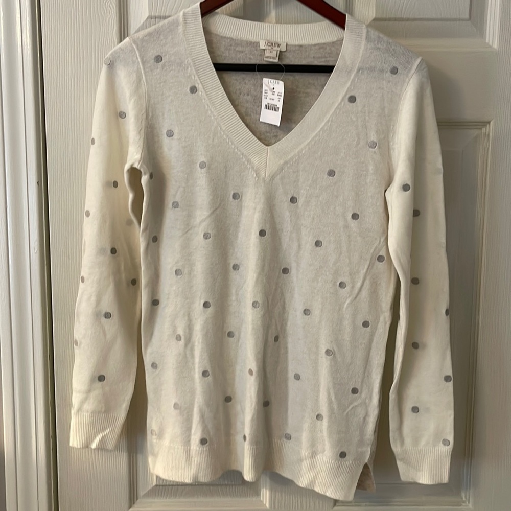 NWT v neck jcrew factory sweater XS